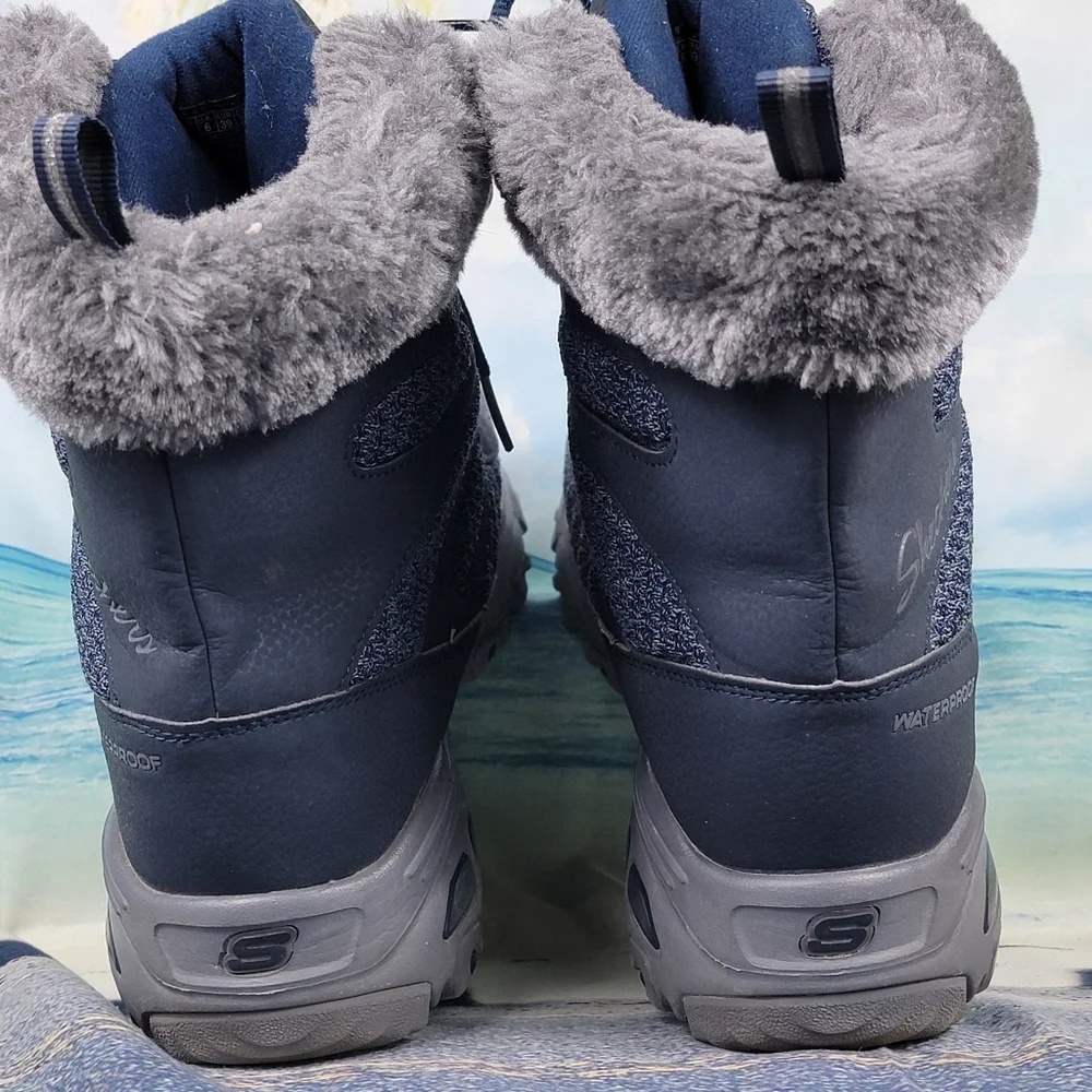 Skechers D Lites Bomb Cyclone Waterproof Winter Boots Womens 9